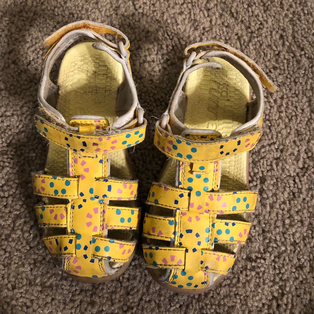 See Kai Run girls toddler sandals